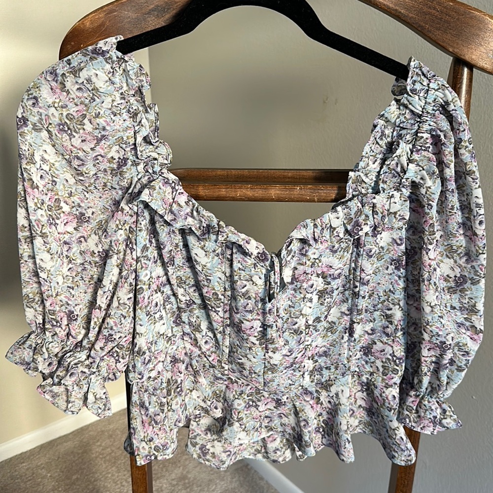 ASTR the label blouse with flowers.